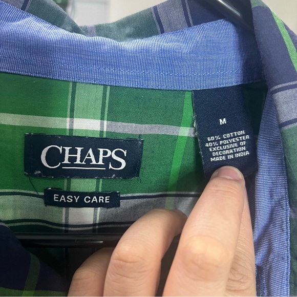 !SOLD! CHAPS Men Green Plaid Casual Button Down Short Long Sleeves size Medium - Picture 4 of 9